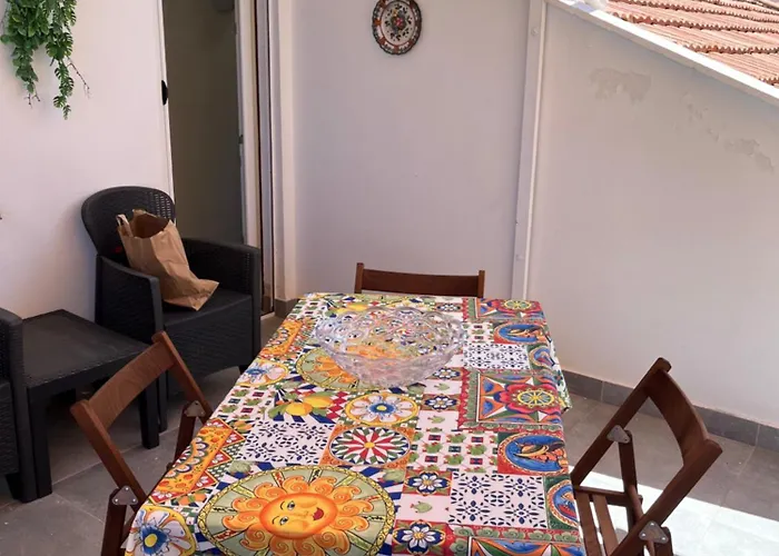 La Casa Di Lalla Будинок відпочинку Чефалу